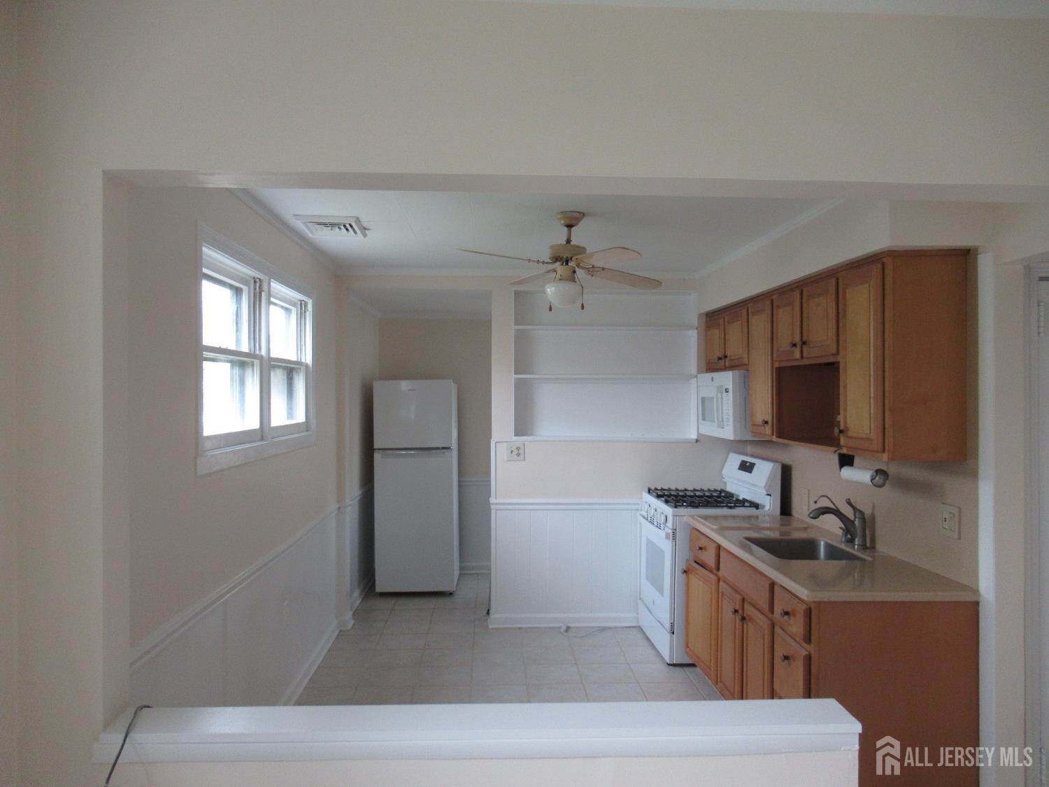 11 Eisenhower Drive Sayreville NJ 08872