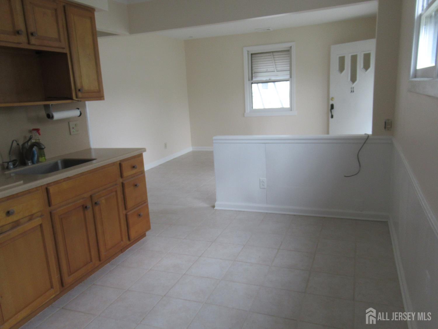 11 Eisenhower Drive Sayreville NJ 08872