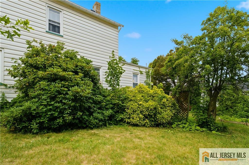 131 Jones Avenue New Brunswick NJ 08901