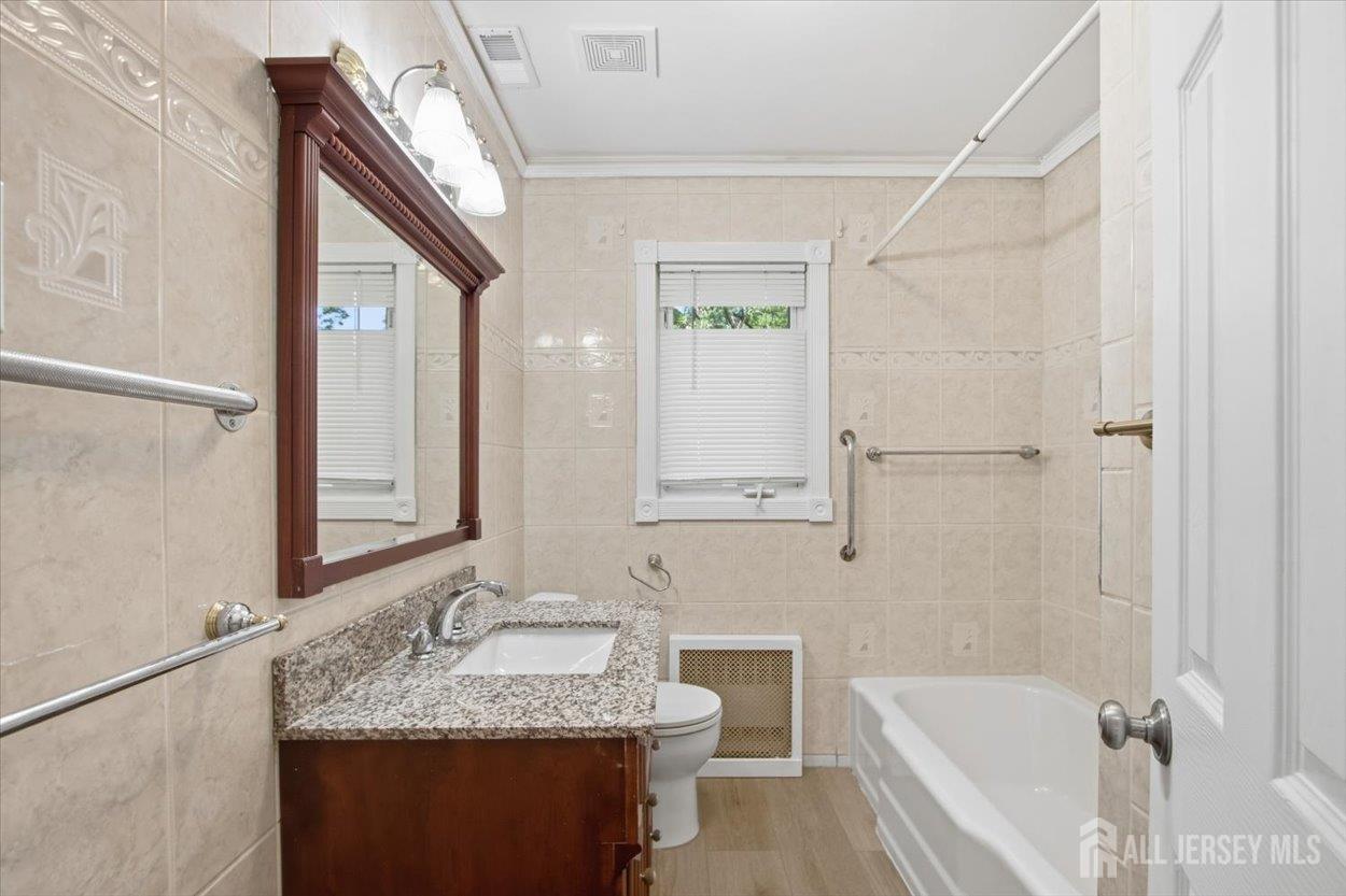 36 Oakland Avenue Franklin NJ 08873