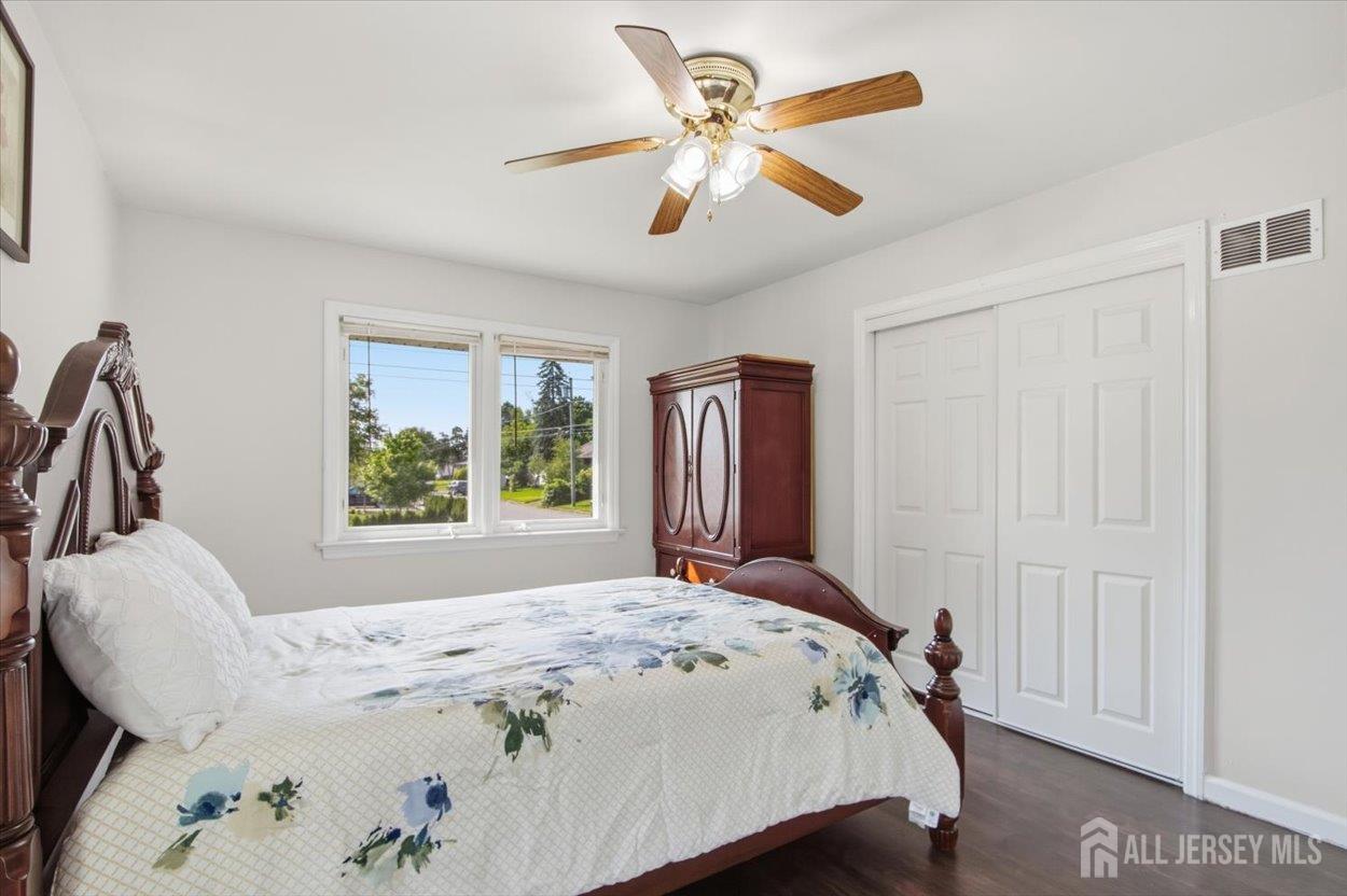 36 Oakland Avenue Franklin NJ 08873