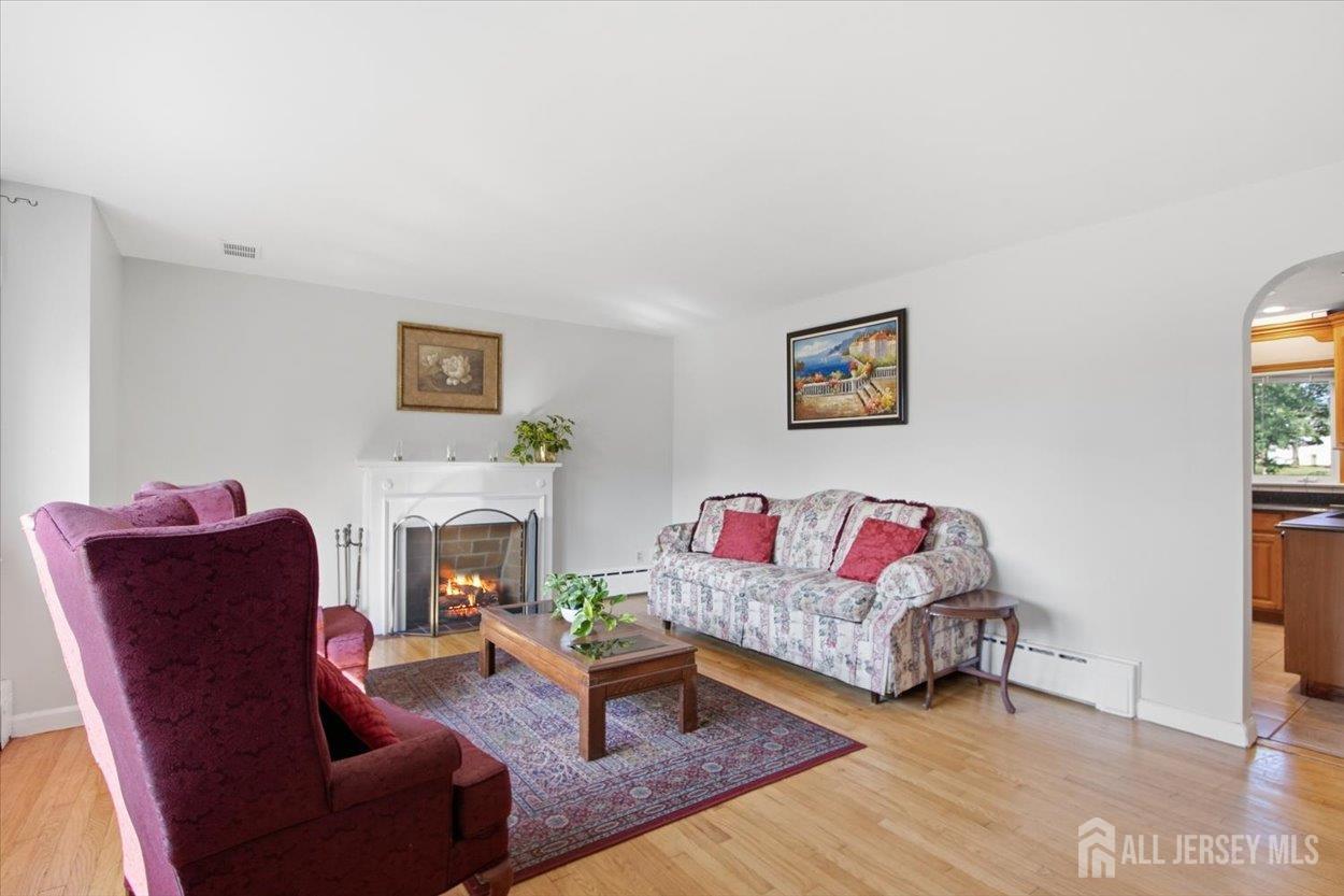 36 Oakland Avenue Franklin NJ 08873