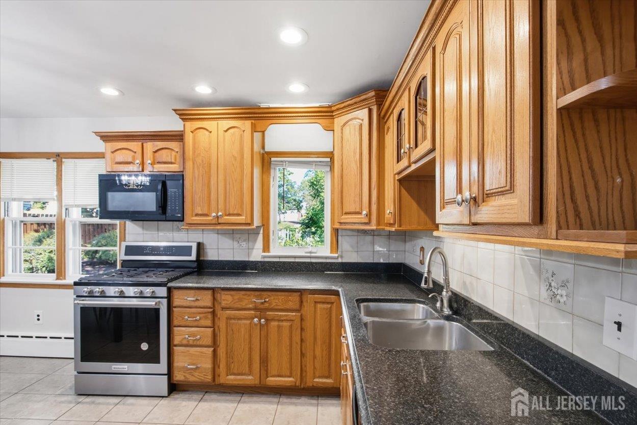 36 Oakland Avenue Franklin NJ 08873