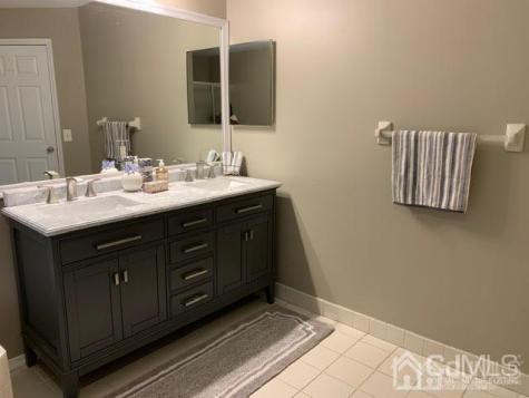 84 Heman Street Edison NJ 08837