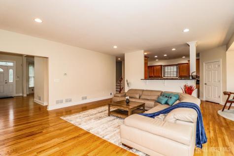 2 Brenner Court Franklin Twsp NJ 08873