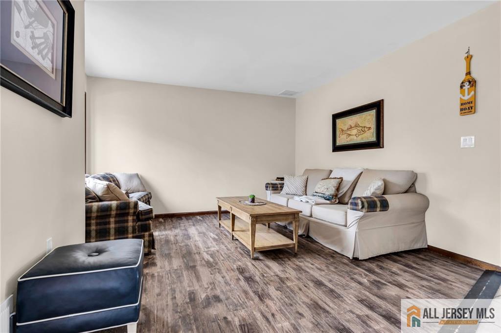 11 Parkers Point Boulevard Lacey NJ 08731