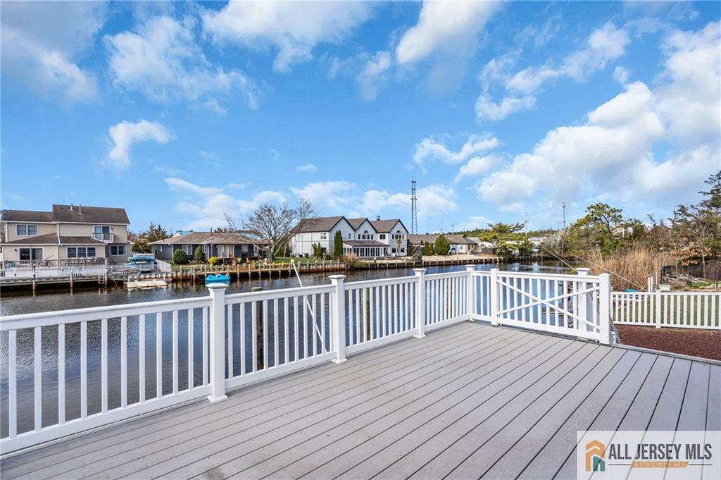 11 Parkers Point Boulevard Lacey NJ 08731
