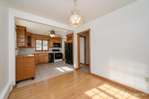 31 W Grochowiak Street W South River NJ 08882