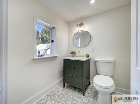 12 Vine Street Jamesburg NJ 08831