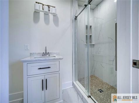 12 Vine Street Jamesburg NJ 08831