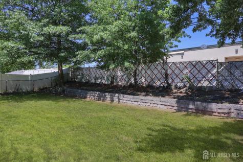 22 Webb Drive Fords NJ 08863
