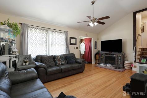 22 Webb Drive Fords NJ 08863