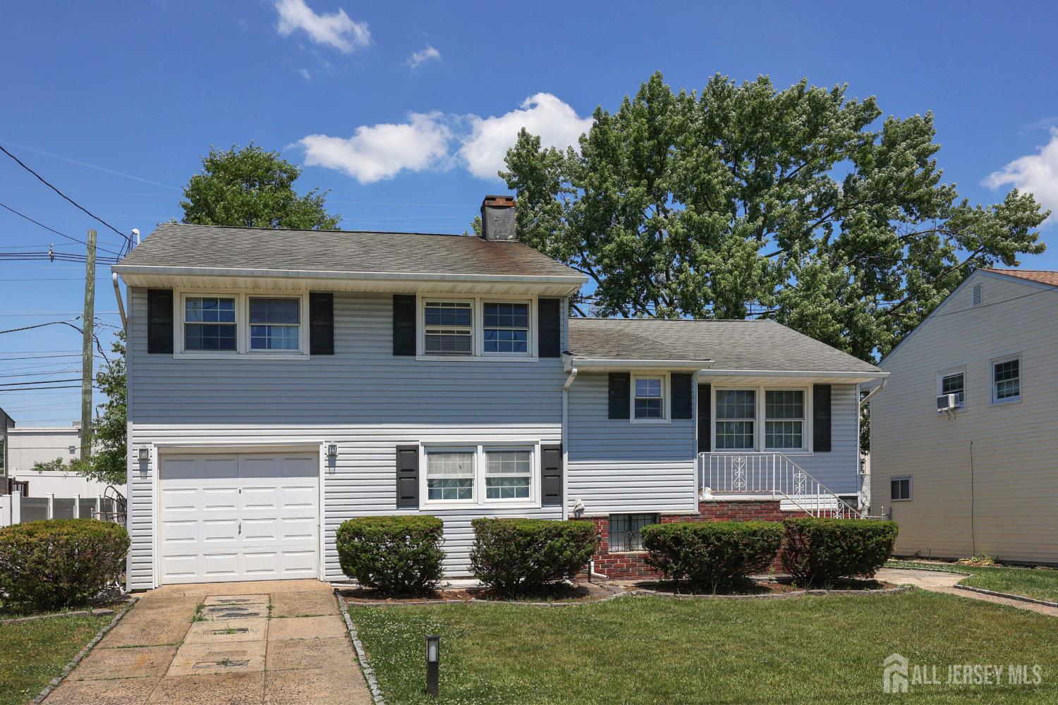 22 Webb Drive Fords NJ 08863