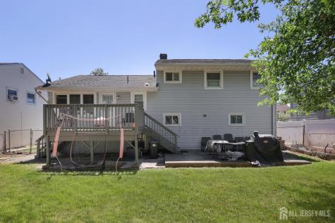 22 Webb Drive Fords NJ 08863