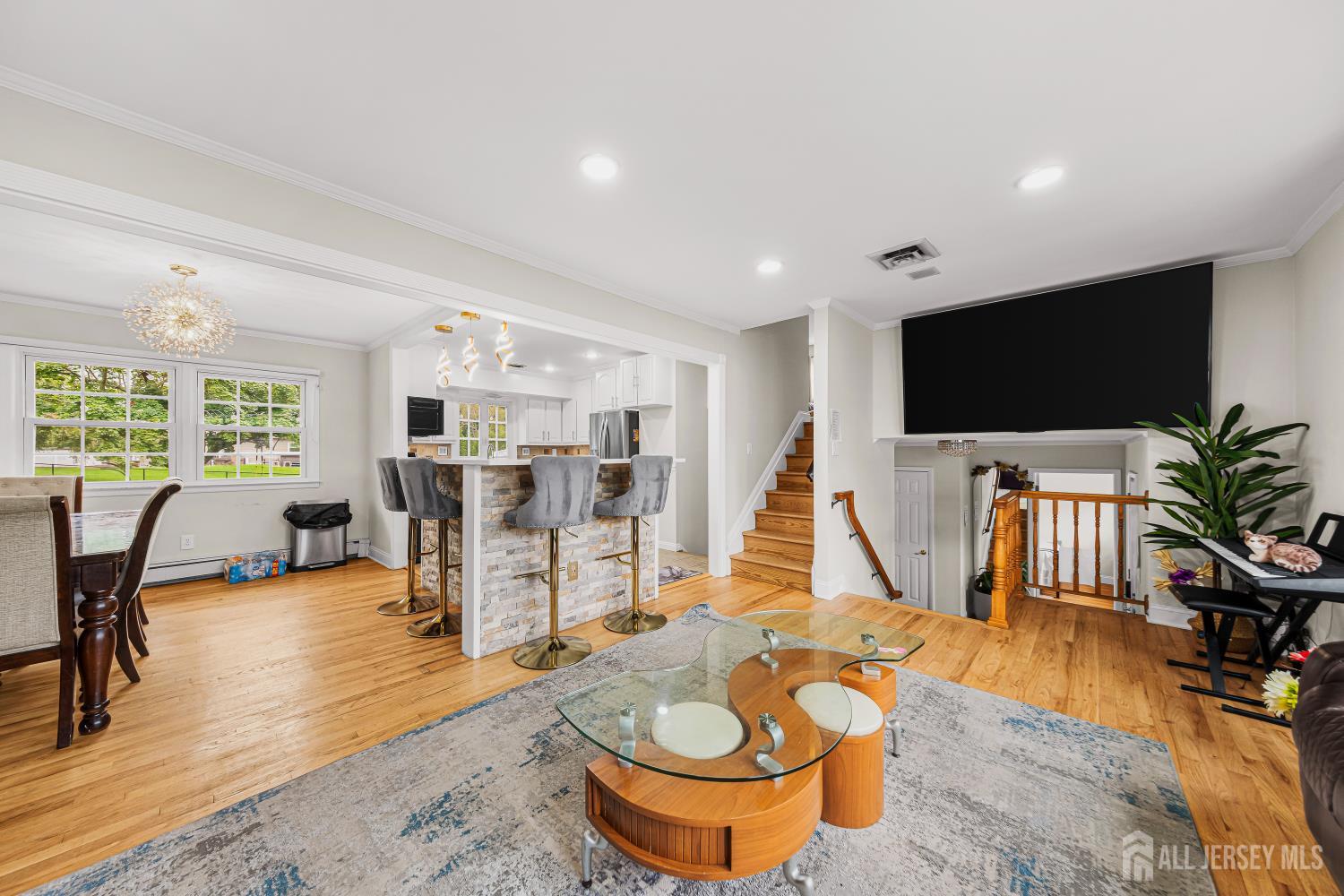 5 Travis Court Monroe NJ 08831