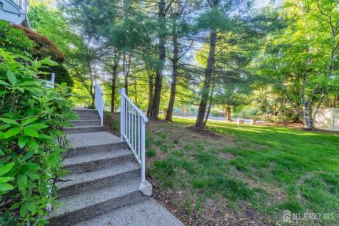 6 Clark Court Bernards NJ 07920