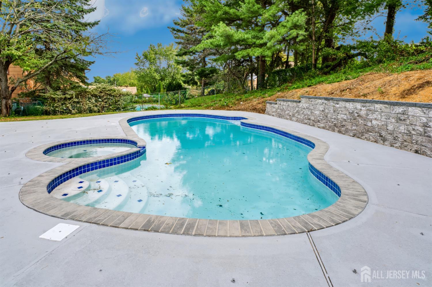 12 Villanova Road Old Bridge NJ 08859