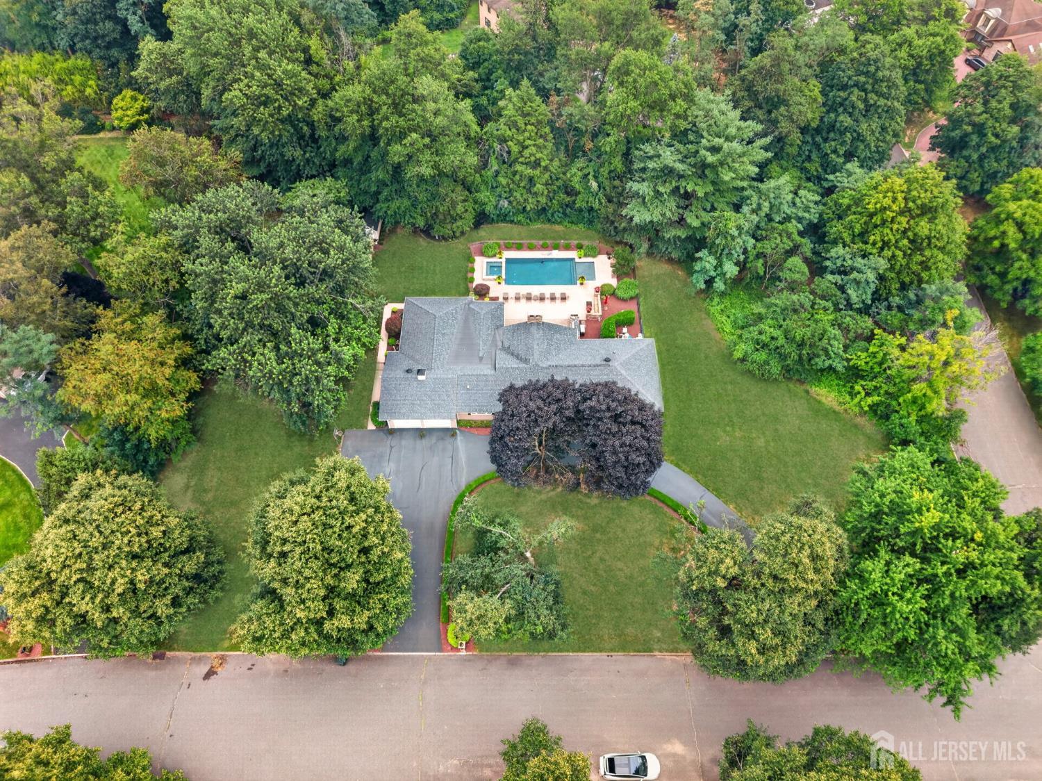 7 Darien Court Colts Neck NJ 07722