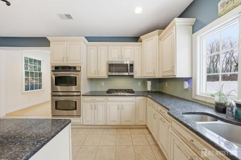 20 Sleepy Hollow Road Denville NJ 07834