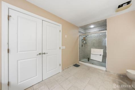 20 Sleepy Hollow Road Denville NJ 07834