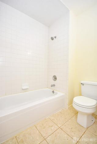 125 Exeter Court Piscataway NJ 08854