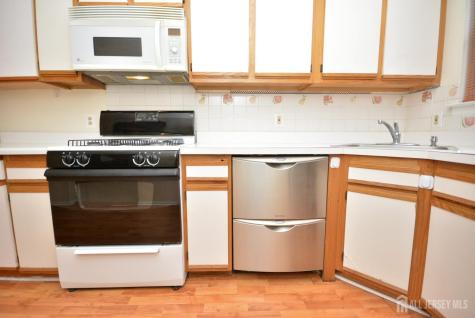 125 Exeter Court Piscataway NJ 08854