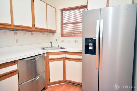 125 Exeter Court Piscataway NJ 08854