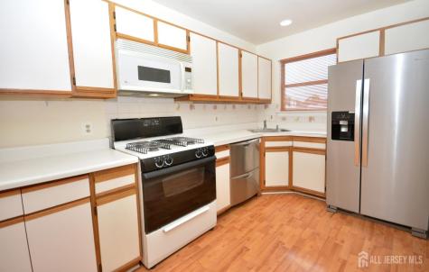 125 Exeter Court Piscataway NJ 08854