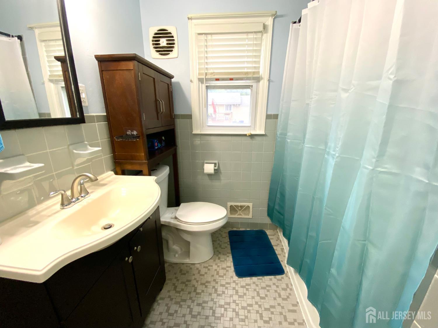 23 Cleveland Avenue South River NJ 08882