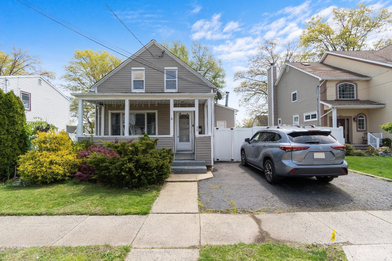 78 Remsen Avenue Avenel NJ 07001