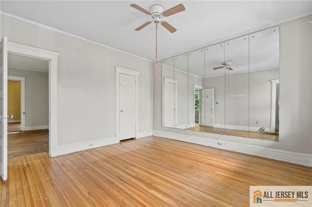 364 Alpine Street Perth Amboy NJ 08861