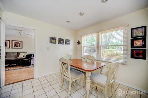 28 Morningside Drive Old Bridge NJ 08857
