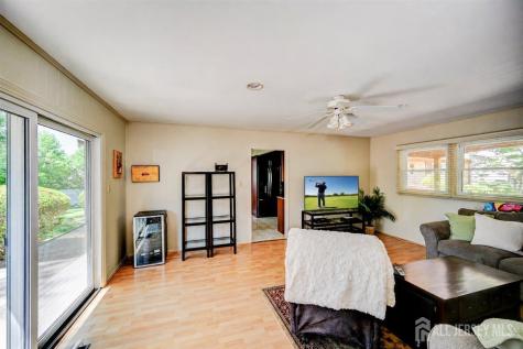 28 Morningside Drive Old Bridge NJ 08857