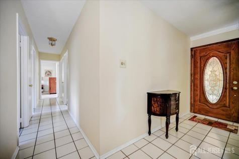28 Morningside Drive Old Bridge NJ 08857