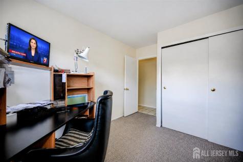 28 Morningside Drive Old Bridge NJ 08857
