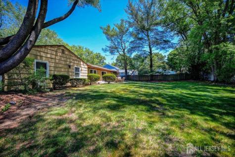 28 Morningside Drive Old Bridge NJ 08857