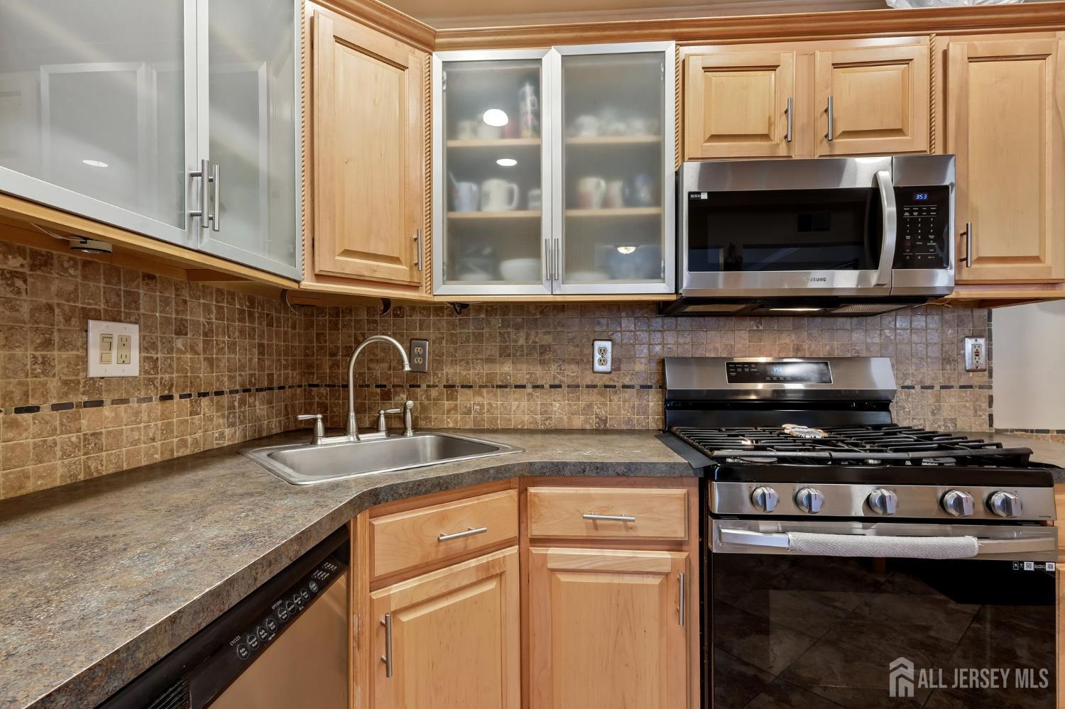 3 Letts Court Sayreville NJ 08872