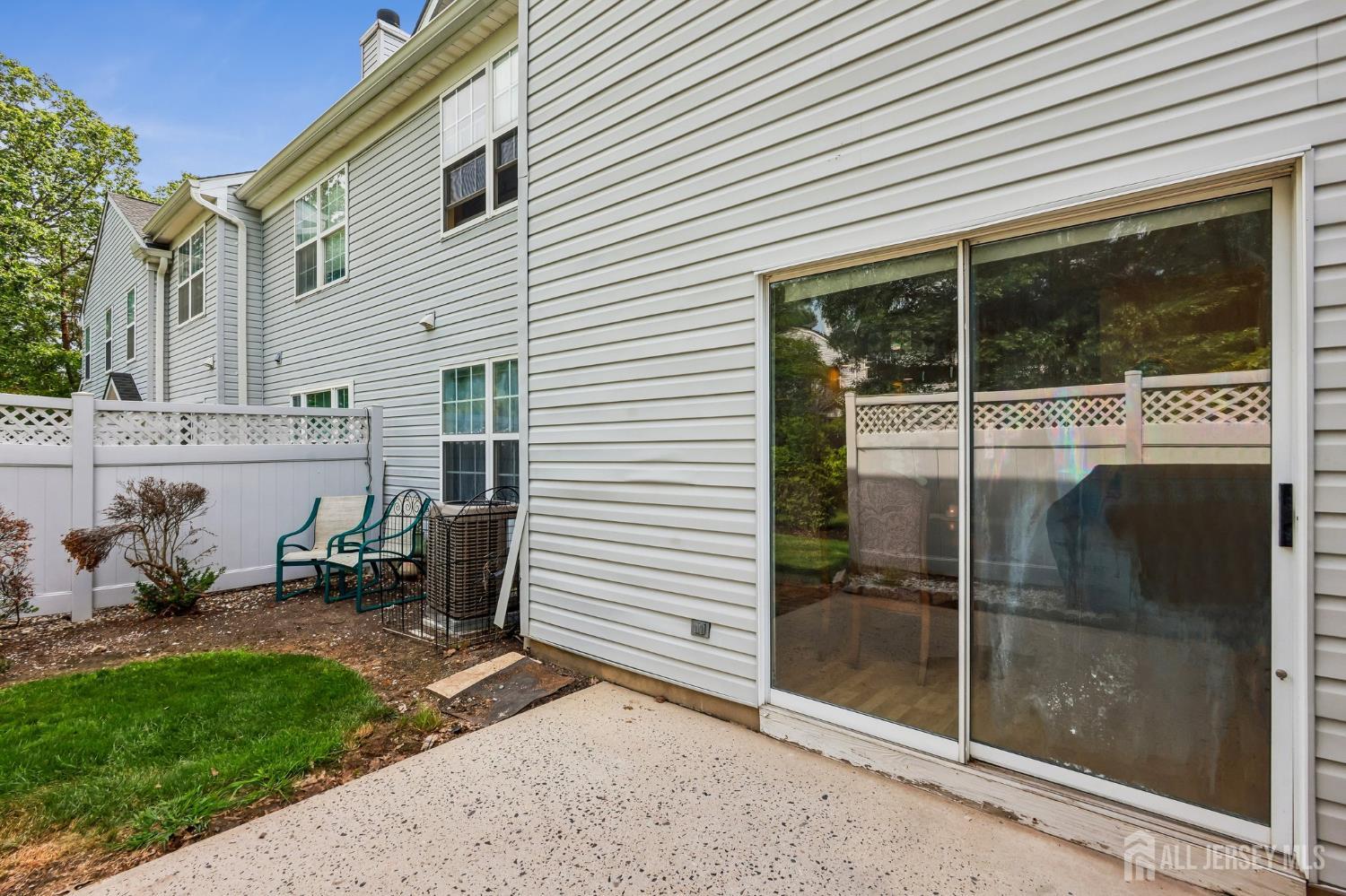3 Letts Court Sayreville NJ 08872