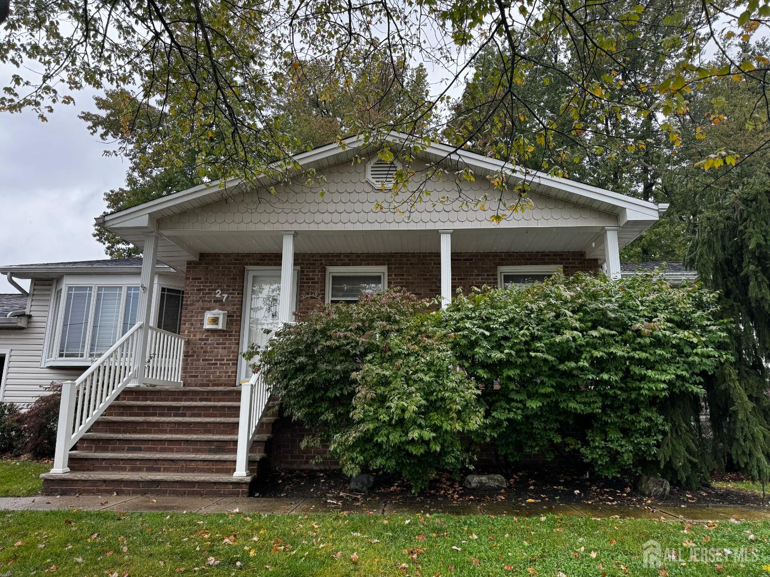27 Frieda Lane Colonia NJ 07067
