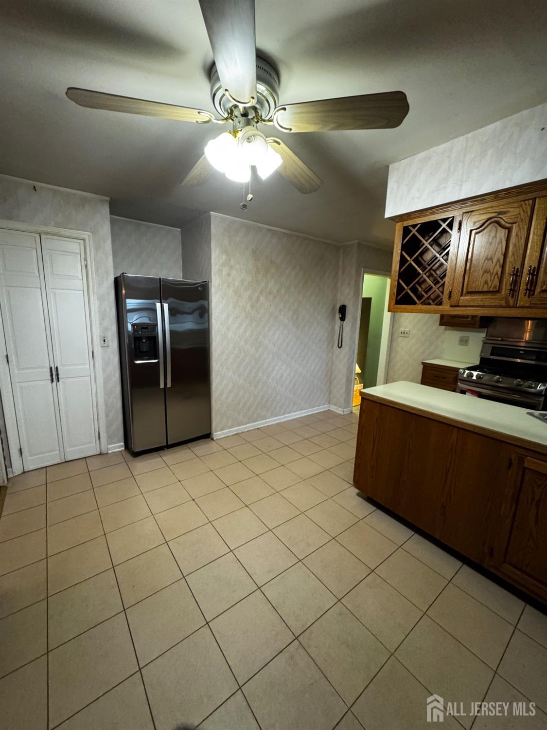 27 Frieda Lane Colonia NJ 07067