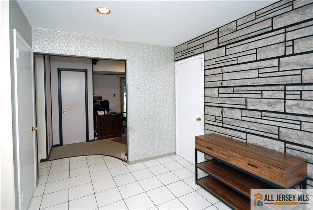 2 Janet Court East Brunswick NJ 08816