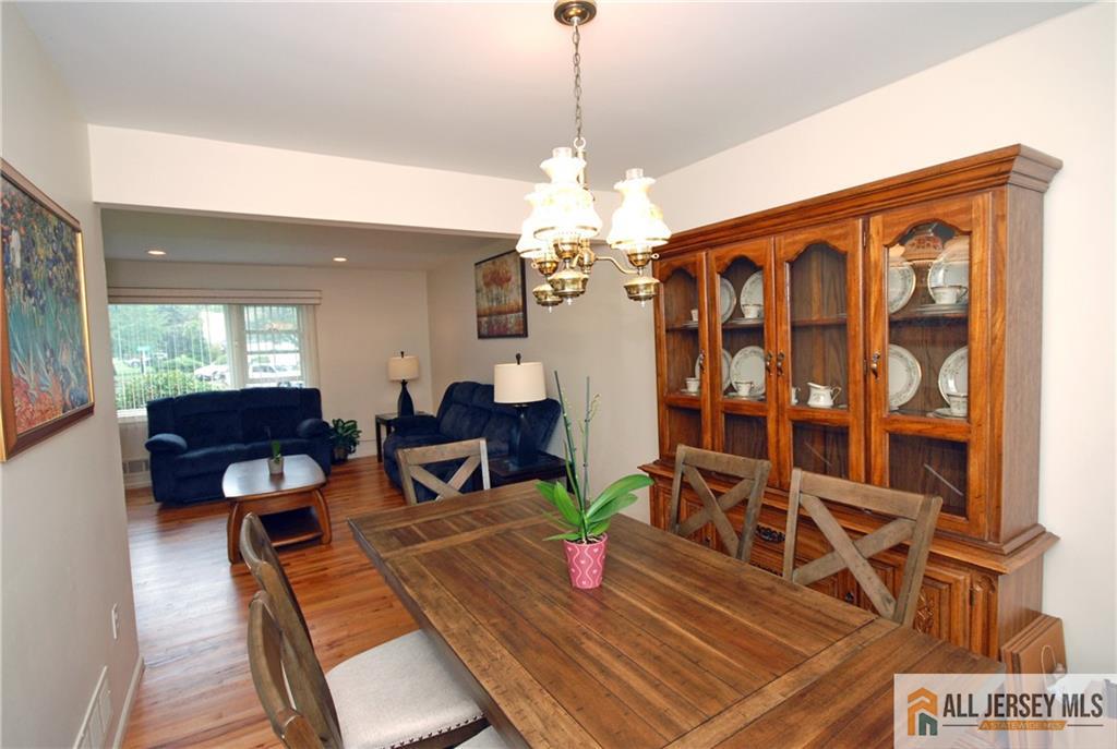 2 Janet Court East Brunswick NJ 08816