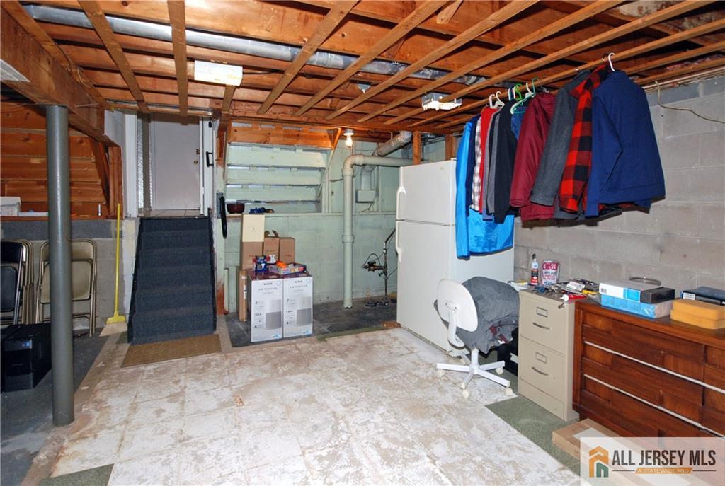 2 Janet Court East Brunswick NJ 08816