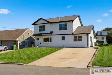 48 Kendall Drive Sayreville NJ 08859