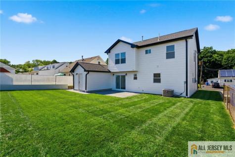 48 Kendall Drive Sayreville NJ 08859