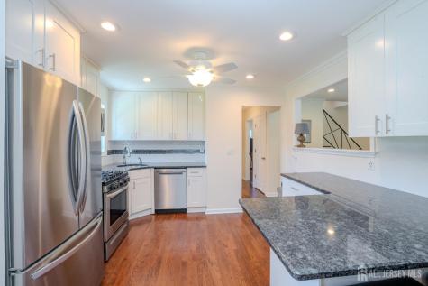 21 Inwood Drive East Brunswick NJ 08816