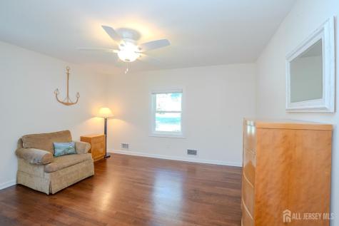 21 Inwood Drive East Brunswick NJ 08816