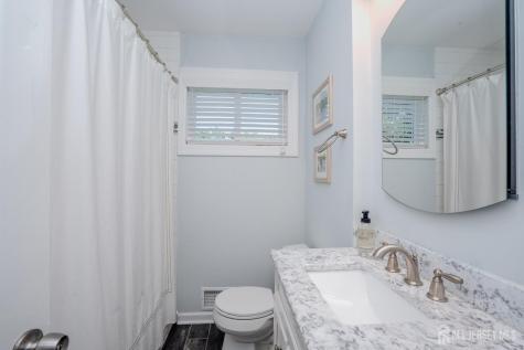 21 Inwood Drive East Brunswick NJ 08816