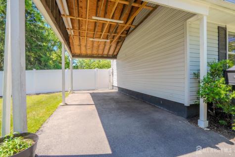 21 Inwood Drive East Brunswick NJ 08816