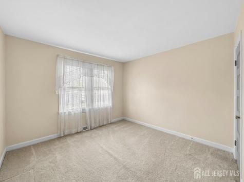 100 Grove Avenue Woodbridge Proper NJ 07095